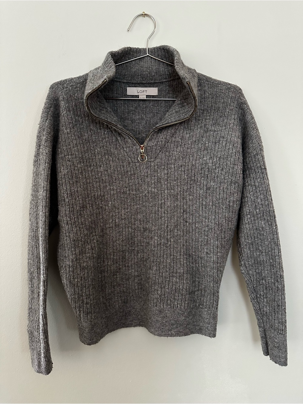 LOFT Gray Ribbed Quarter Zip Ring Pull Sweater XS